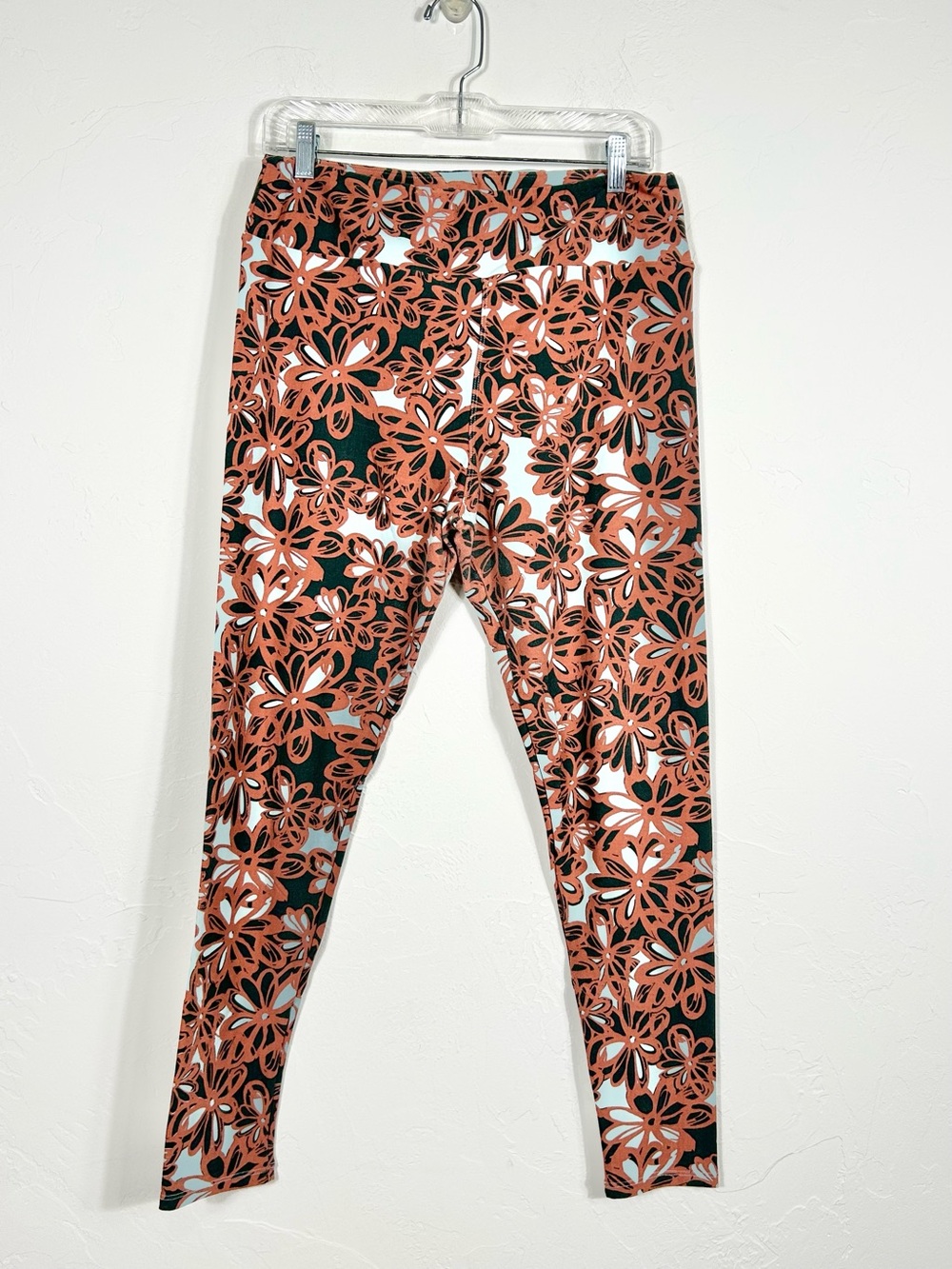 LuLaRoe TC Leggings Size Tall & Curvy Orange Teal Black Abstract Flower Pattern